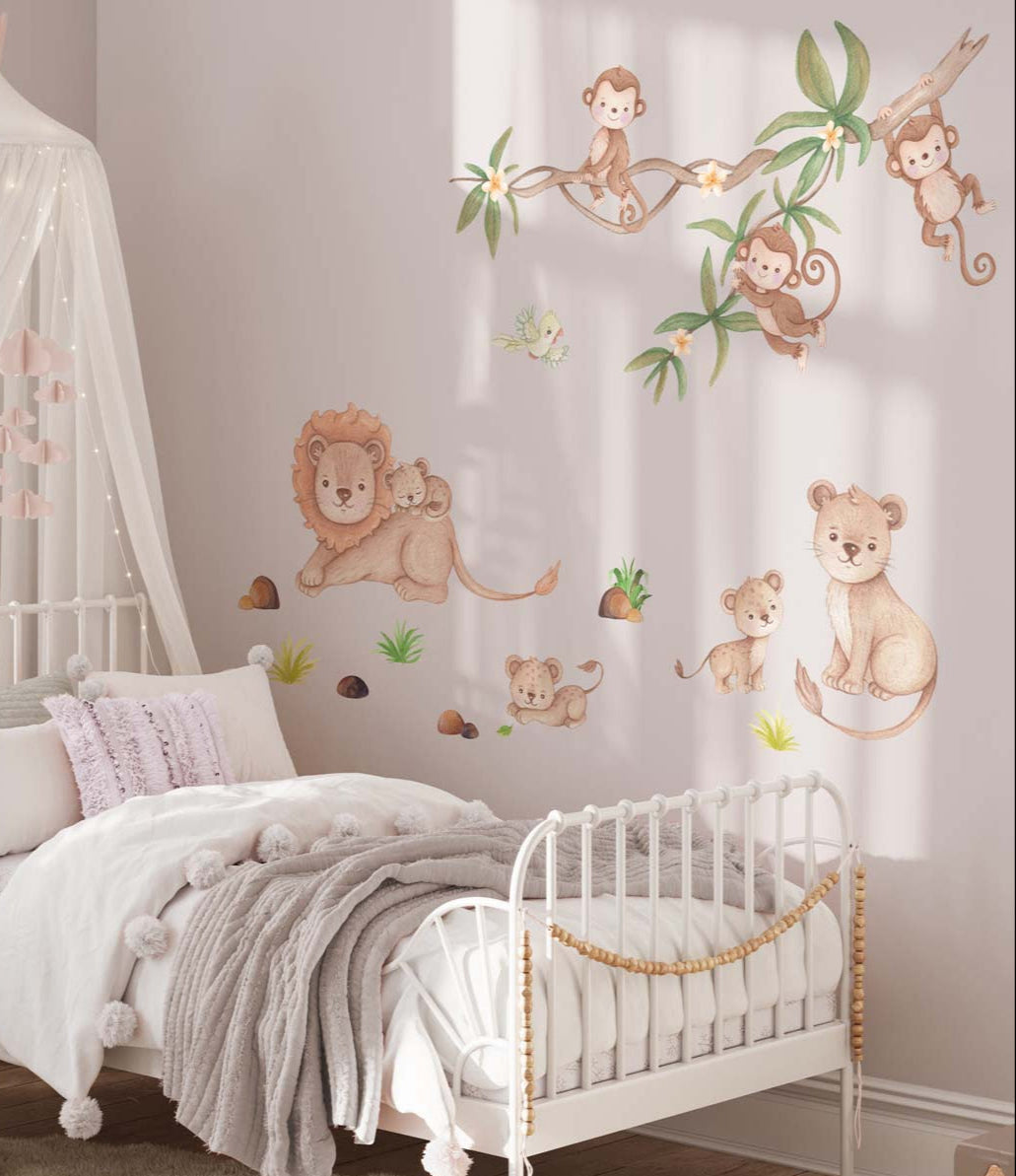 Jungle animals. Girl's room wall stickers. Lion, monkeys.